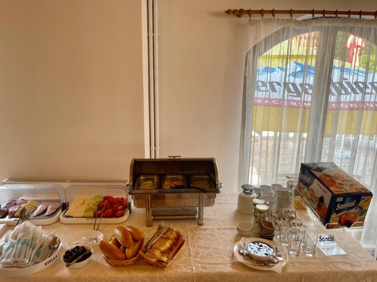 Casa Cartianu Hotel Targu Jiu Luaran gambar